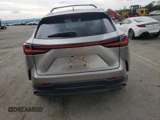 2024 Lexus NX 350h Premium z VIN 2T2GKCEZ5RC030692, wystawiony jako Copart lot #58354615 z przebiegiem Nie podano mil oraz Szkoda całkowita • Salvage title. Historia ofert i sprzedaży dostępna na DreamBid. Obrazek 6.
