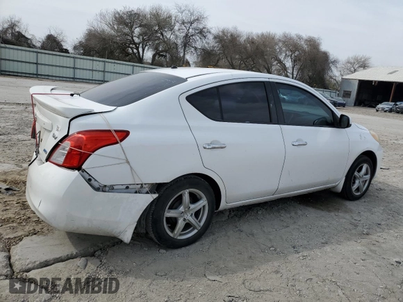 2014 Nissan Versa SV with VIN 3N1CN7AP0EL826895, listed as a Copart auction lot 45021425 with 107,729 mi miles and Salvage Title. Bid and sale history available at DreamBid. Image 3.