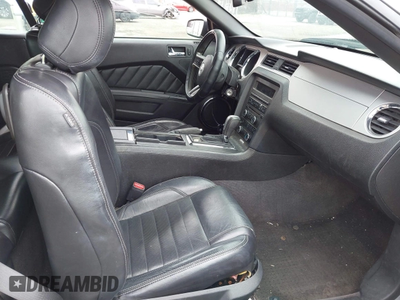 2013 Ford Mustang V6 with VIN 1ZVBP8EM8D5248243, listed as a IAAI auction lot 42429803 with 130,099 mi miles and . Bid and sale history available at DreamBid. Image 5.