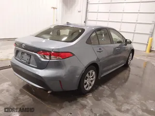 2022 Toyota Corolla LE with VIN JTDEPMAE7NJ205285, listed as a IAAI auction lot 41859952 with 17,322 mi miles. Bid and sale history available at carsss.com. Image 4.