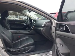 2018 Nissan Maxima SL z VIN 1N4AA6AP7JC390715, wystawiony jako IAAI lot #41397498 z przebiegiem 81 483 mil mil oraz . Historia ofert i sprzedaży dostępna na DreamBid. Obrazek 5.