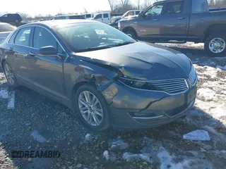 2016 Lincoln MKZ z VIN 3LN6L2JK1GR623839, wystawiony jako IAAI lot #41652096 z przebiegiem 109 931 mil mil oraz . Historia ofert i sprzedaży dostępna na DreamBid. Obrazek 6.