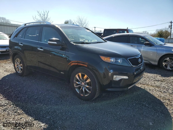 2013 Kia Sorento SX with VIN 5XYKWDA20DG360643, listed as a Copart auction lot 47733545 with 165,187 mi miles and Salvage Title. Bid and sale history available at carsss.com. Image 4.