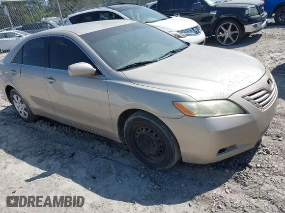 2008 Toyota Camry LE with VIN 4T1BE46K18U772114, listed as a IAAI auction lot 41983497 with 278,951 mi miles. Bid and sale history available at carsss.com. Image 1.
