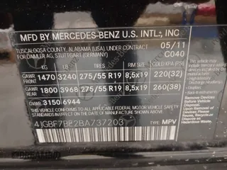 2011 Mercedes-Benz GL-Class GL 450 with VIN 4JGBF7BE2BA737203, listed as a IAAI auction lot 41364607 with 133,921 mi miles. Bid and sale history available at carsss.com. Image 9.