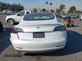 2022 Tesla Model 3 with VIN 5YJ3E1EA4NF319237, listed as a IAAI auction lot 41263761 with 44,384 mi miles and . Bid and sale history available at DreamBid. Image 16.