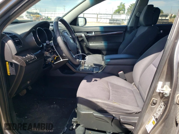 2011 Kia Sorento LX with VIN 5XYKTDA28BG169624, listed as a Copart auction lot 58858964 with 147,478 mi miles and Salvage Title. Bid and sale history available at carsss.com. Image 7.