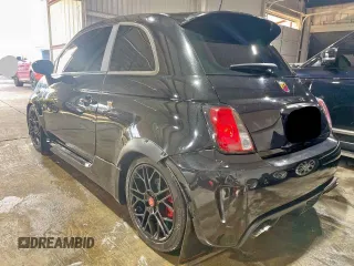 2013 FIAT 500 Abarth z VIN 3C3CFFFH9DT664970, wystawiony jako Copart lot #58541385 z przebiegiem 121 686 mil mil oraz Szkody całkowita. Historia ofert i sprzedaży dostępna na DreamBid. Obrazek 3.