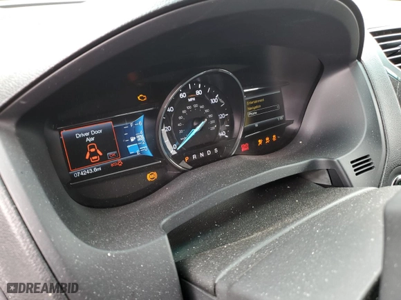2016 Ford Explorer XLT with VIN 1FM5K7D88GGD34122, listed as a Copart auction lot 51206675 with 74,243 mi miles and Salvage Title. Bid and sale history available at carsss.com. Image 9.
