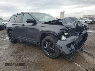 2024 Jeep Grand Cherokee Altitude with VIN 1C4RJHAG7RC257697, listed as a Copart auction lot 89375045 with 1,792 mi miles and Salvage title. Bid and sale history available at DreamBid. Image 4.