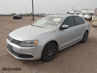 2011 Volkswagen Jetta Sedan SE w/Convenience with VIN 3VWDX7AJ2BM133286, listed as a IAAI auction lot 41731075 with 168,408 mi miles. Bid and sale history available at carsss.com. Image 2.