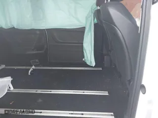 2016 Mercedes-Benz Metris Passenger Van with VIN WD4PG2EE1G3130779, listed as a IAAI auction lot 41446578 with 146,722 mi miles. Bid and sale history available at carsss.com. Image 8.