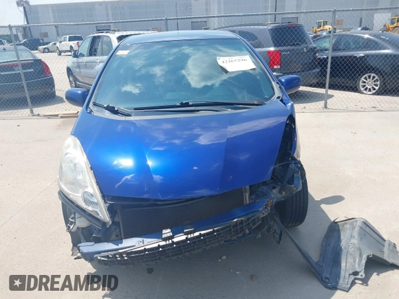2010 Honda Fit Sport с VIN JHMGE8H4XAC025203, выставлен на аукционе IAAI как лот 42265296 с пробегом 172 352 миль миль и . История ставок и продаж доступна на DreamBid. Изображение 13.
