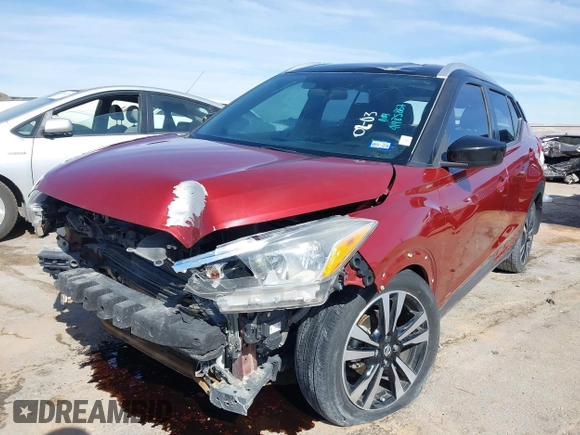 2018 Nissan Kicks S with VIN 3N1CP5CU5JL525597, listed as a IAAI auction lot 41485867 with 100,840 mi miles. Bid and sale history available at carsss.com. Image 6.