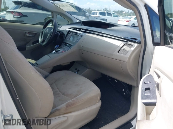 2015 Toyota Prius Four with VIN JTDKN3DU0F0479215, listed as a IAAI auction lot 41949034 with 173,028 mi miles. Bid and sale history available at carsss.com. Image 5.