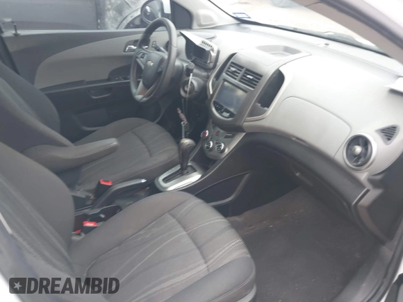 2014 Chevrolet Sonic LT with VIN 1G1JC6SB2E4215465, listed as a IAAI auction lot 41140292 with 93,224 mi miles. Bid and sale history available at carsss.com. Image 5.