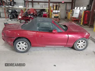 2001 Mazda MX-5 Miata with VIN JM1NB353X10215794, listed as a IAAI auction lot 42092359 with 121,684 mi miles and . Bid and sale history available at DreamBid. Image 14.