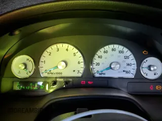 2004 Ford Thunderbird Deluxe with VIN 1FAHP60A74Y105934, listed as a Copart auction lot 53911905 with 22,412 mi miles and Salvage Title. Bid and sale history available at carsss.com. Image 9.