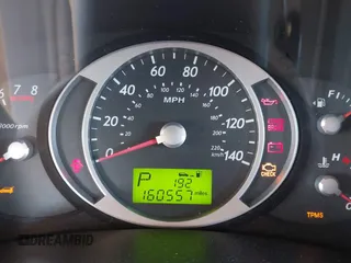 2006 Hyundai Tucson GLS with VIN KM8JN12D16U332117, listed as a IAAI auction lot 41831236 with 160,557 mi miles. Bid and sale history available at carsss.com. Image 7.