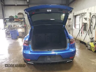 2018 Porsche Macan with VIN WP1AA2A50JLB07247, listed as a Copart auction lot 46534705 with 101,416 mi miles and Salvage Title. Bid and sale history available at carsss.com. Image 6.