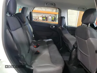 2017 FIAT 500L Trekking with VIN ZFBCFADH9HZ040010, listed as a Copart auction lot 43431575 with 64,443 mi miles and Clean Title. Bid and sale history available at DreamBid. Image 10.
