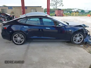 2014 Tesla Model S 60 с VIN 5YJSA1H16EFP32246, выставлен на аукционе IAAI как лот 42611659 с пробегом 156 459 миль миль и . История ставок и продаж доступна на DreamBid. Изображение 14.