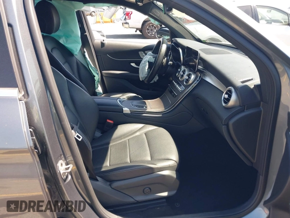2022 Mercedes-Benz GLC 300 with VIN W1N0G8DB7NV331330, listed as a IAAI auction lot 42396553 with Not provided miles and . Bid and sale history available at DreamBid. Image 5.