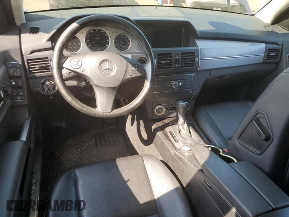 2010 Mercedes-Benz GLK 350 with VIN WDCGG8HB9AF314513, listed as a Copart auction lot 71372344 with 187,657 mi miles and Salvage Title. Bid and sale history available at DreamBid. Image 8.