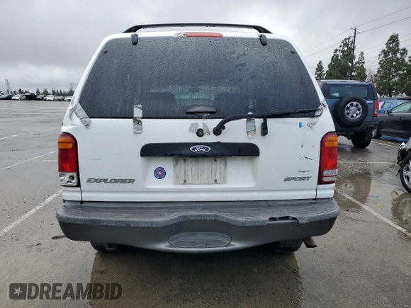 1998 Ford Explorer z VIN 1FMYU22E2WUC07823, wystawiony jako Copart lot #44383795 z przebiegiem 255 676 mil mil oraz Szkoda całkowita • Salvage title. Historia ofert i sprzedaży dostępna na DreamBid. Obrazek 6.