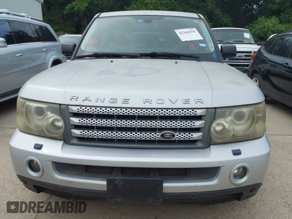 2008 Land Rover Range Rover Sport HSE z VIN SALSK25458A120952, wystawiony jako IAAI lot #42268358 z przebiegiem 215 001 mil mil oraz . Historia ofert i sprzedaży dostępna na DreamBid. Obrazek 6.