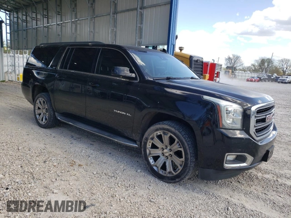 2016 GMC Yukon XL SLT with VIN 1GKS2GKC0GR223832, listed as a Copart auction lot 52250135 with 271,526 mi miles and Salvage Title. Bid and sale history available at carsss.com. Image 4.