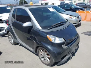2008 Smart fortwo Passion with VIN WMEEK31X88K155846, listed as a IAAI auction lot 42674016 with Not provided miles and . Bid and sale history available at DreamBid. Image 1.