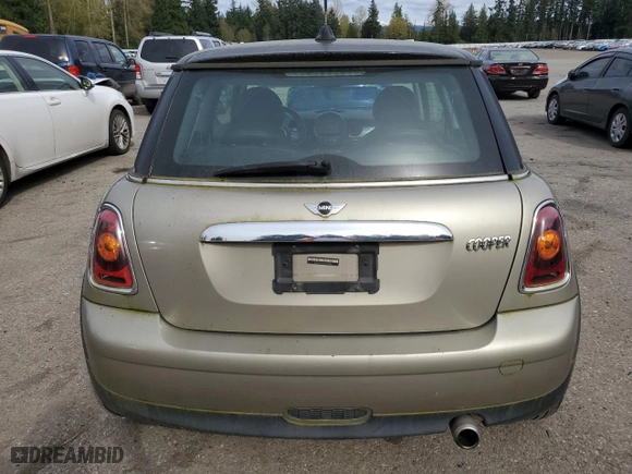 2009 MINI Cooper Hardtop with VIN WMWMF33579TW72865, listed as a Copart auction lot 51602275 with 111,410 mi miles and Clean Title. Bid and sale history available at carsss.com. Image 6.