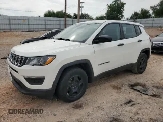 2018 Jeep Compass Sport z VIN 3C4NJCAB3JT123431, wystawiony jako Copart lot #63045144 z przebiegiem 118 849 mil mil oraz Szkoda całkowita • Salvage title. Historia ofert i sprzedaży dostępna na DreamBid. Obrazek 1.