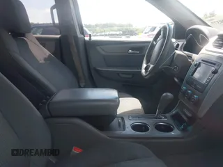 2014 Chevrolet Traverse LS z VIN 1GNKVFKD7EJ219110, wystawiony jako IAAI lot #42290377 z przebiegiem Nie podano mil oraz . Historia ofert i sprzedaży dostępna na DreamBid. Obrazek 5.