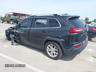 2016 Jeep Cherokee Altitude with VIN 1C4PJLCB7GW201332, listed as a IAAI auction lot 42061266 with 118,353 mi miles and . Bid and sale history available at DreamBid. Image 3.