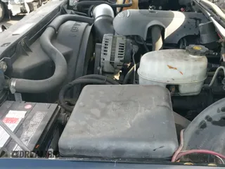2004 Chevrolet Suburban LT с VIN 3GNEC16T74G283784, выставлен на аукционе IAAI как лот 42397880 с пробегом 201 870 миль миль и . История ставок и продаж доступна на DreamBid. Изображение 18.