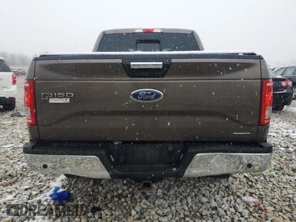 2015 Ford F-150 XLT z VIN 1FTEW1E81FFC06166, wystawiony jako Copart lot #49778225 z przebiegiem Nie podano mil oraz Szkoda całkowita • Salvage title. Historia ofert i sprzedaży dostępna na DreamBid. Obrazek 6.