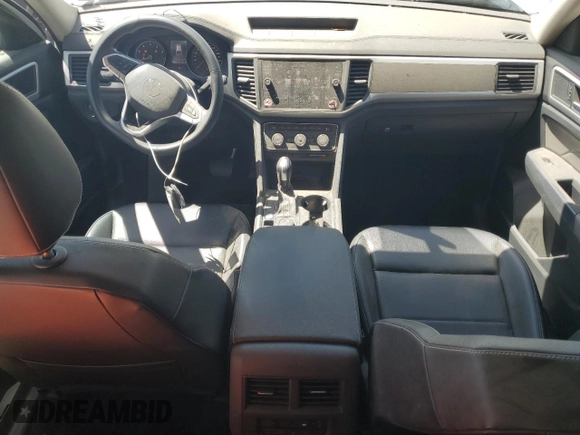2021 Volkswagen Atlas SE z VIN 1V2HR2CA4MC568201, wystawiony jako Copart lot #57884145 z przebiegiem 49 201 mil mil oraz Czysty tytuł • Clean title. Historia ofert i sprzedaży dostępna na DreamBid. Obrazek 8.