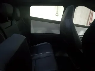 2024 Tesla Cybertruck z VIN 7G2CEHED7RA019582, wystawiony jako Copart lot #87906725 z przebiegiem Nie podano mil oraz Szkoda całkowita • Salvage title. Historia ofert i sprzedaży dostępna na DreamBid. Obrazek 10.