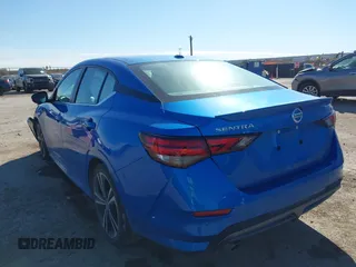 2020 Nissan Sentra SR with VIN 3N1AB8DVXLY313492, listed as a IAAI auction lot 41682275 with 33,024 mi miles and . Bid and sale history available at DreamBid. Image 3.