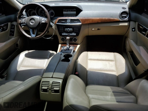 2013 Mercedes-Benz C 250 Sport с VIN WDDGF4HB7DA856850, выставлен на аукционе Copart как лот 63709195 с пробегом 196 091 миль миль и Чистый • Clean title. История ставок и продаж доступна на DreamBid. Изображение 8.