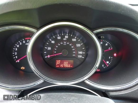 2013 Kia Sorento LX z VIN 5XYKT3A68DG388695, wystawiony jako IAAI lot #41809229 z przebiegiem 157 966 mil mil oraz . Historia ofert i sprzedaży dostępna na DreamBid. Obrazek 7.