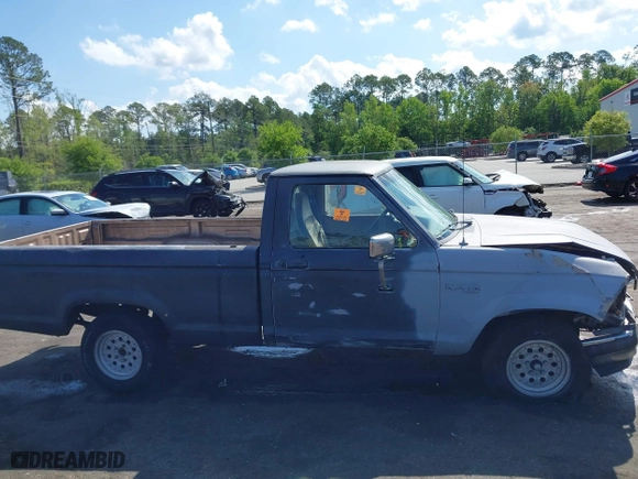 1992 Ford Ranger XLT with VIN 1FTCR10X3NUB44356, listed as a IAAI auction lot 41995985 with 474,423 mi miles. Bid and sale history available at carsss.com. Image 13.