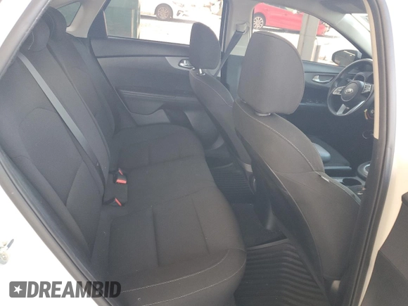 2021 Kia Forte LXS z VIN 3KPF24AD5ME382648, wystawiony jako Copart lot #64165115 z przebiegiem 62 665 mil mil oraz Szkoda całkowita • Salvage title. Historia ofert i sprzedaży dostępna na DreamBid. Obrazek 10.