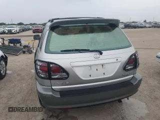 2002 Lexus RX 300 with VIN JTJHF10U420263392, listed as a Copart auction lot 80986884 with 206,058 mi miles and Non Repairable. Bid and sale history available at carsss.com. Image 6.