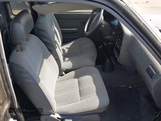 1994 Toyota Pickup с VIN JT4VN93D1R5041456, выставлен на аукционе IAAI как лот 41916959 с пробегом 181 307 миль миль и . История ставок и продаж доступна на DreamBid. Изображение 5.