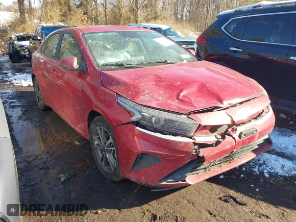 2022 Kia Forte LXS with VIN 3KPF24AD1NE471330, listed as a IAAI auction lot 41552400 with 27,840 mi miles and . Bid and sale history available at DreamBid. Image 1.