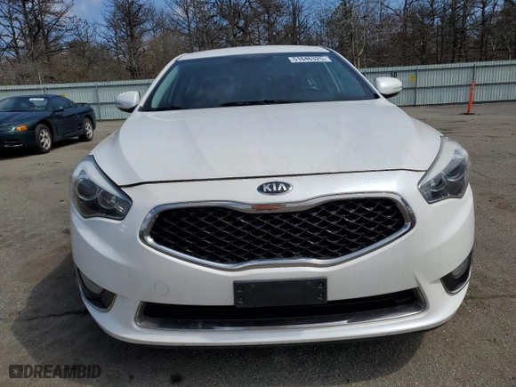 2015 Kia Cadenza Premium with VIN KNALN4D78F5186960, listed as a Copart auction lot 51646325 with 97,897 mi miles and Clean Title. Bid and sale history available at carsss.com. Image 5.