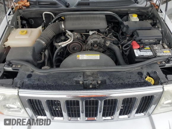 2010 Jeep Commander Sport с VIN 1J4RG4GKXAC137037, выставлен на аукционе Copart как лот 43152605 с пробегом 143 700 миль миль и Списание • Salvage title. История ставок и продаж доступна на DreamBid. Изображение 13.